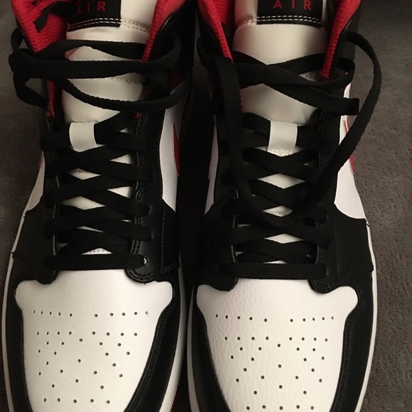 Jordan Other - Air Jordan 1 mids Gym Red